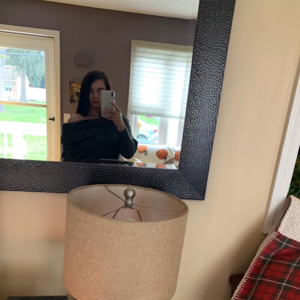 Meet your Posher, Brooke